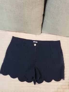 crown & ivy Navy Scallop-Hem High Waist Shorts